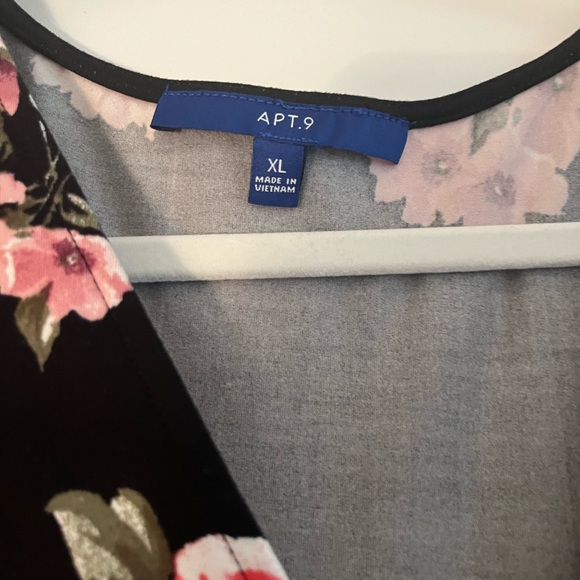APT.9! NWT Dress! - Picture 3 of 4
